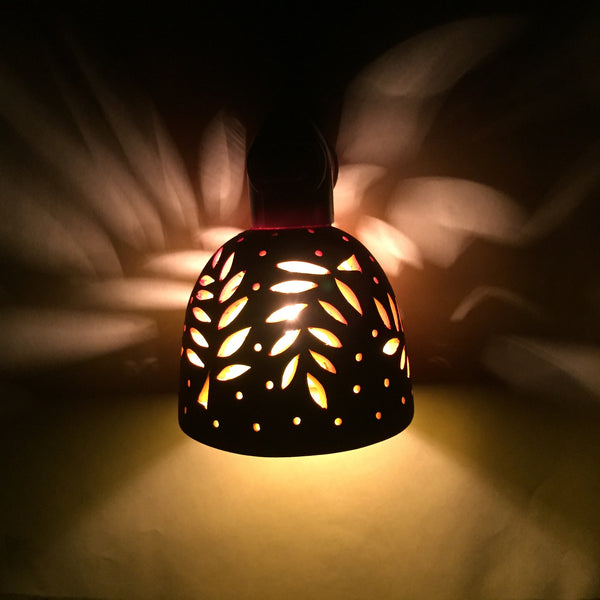 round nightlight orange/coral fern w dots