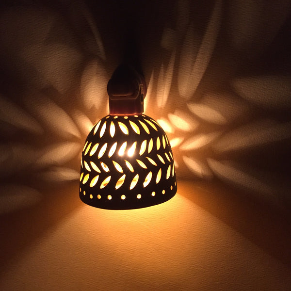 round night light in white double leaf garland yellow interior