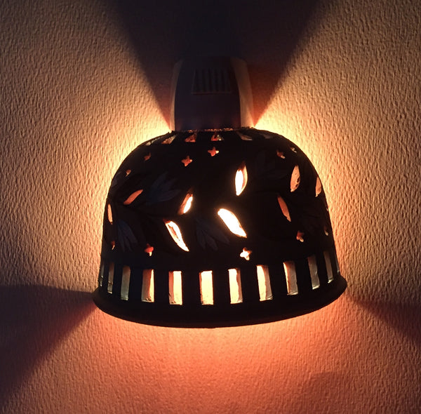 Half round night light beige and turquoise, white tulip garland