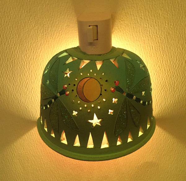 Half round night sparkle winged twin dragonflies