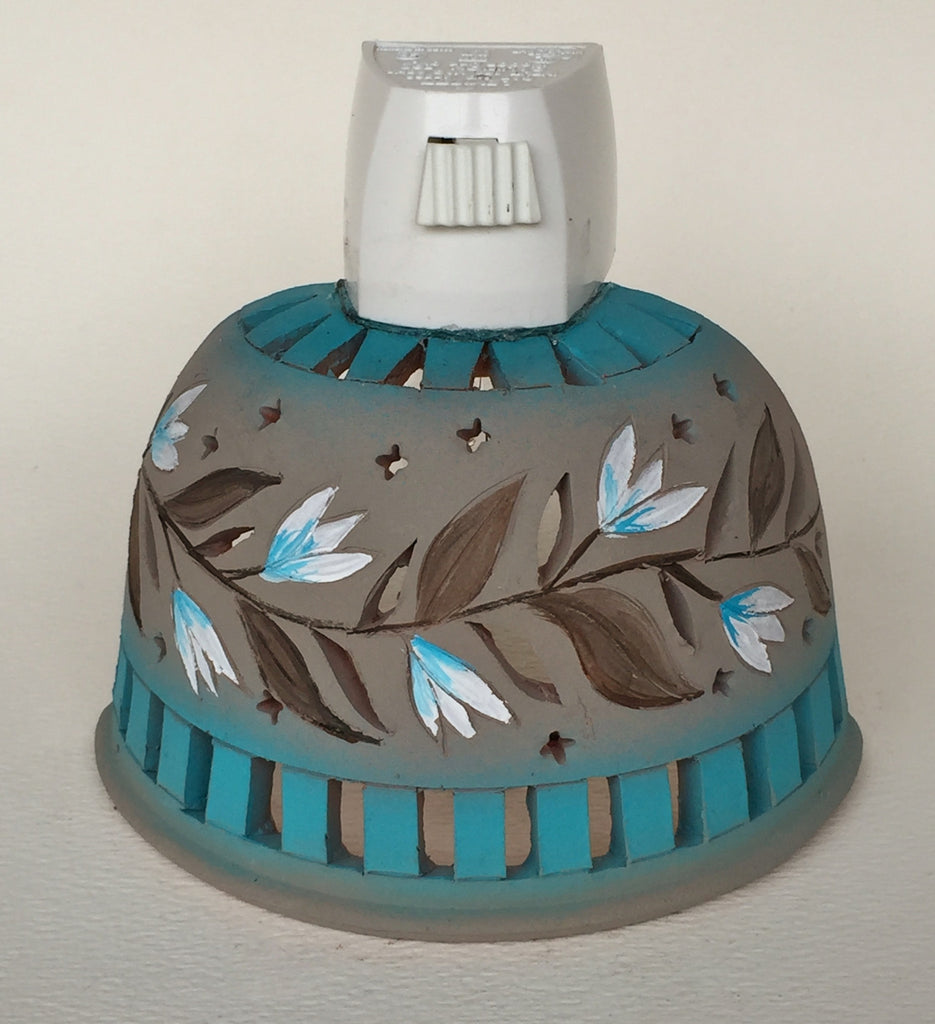 Half round night light beige and turquoise, white tulip garland