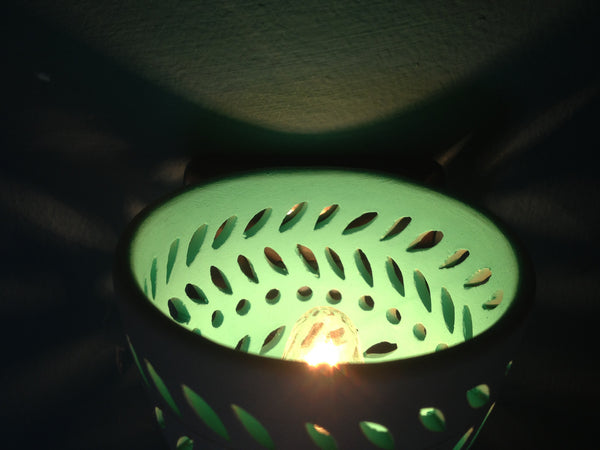 round night light "leaf garlands" white with aqua interior from Starrylights Studio